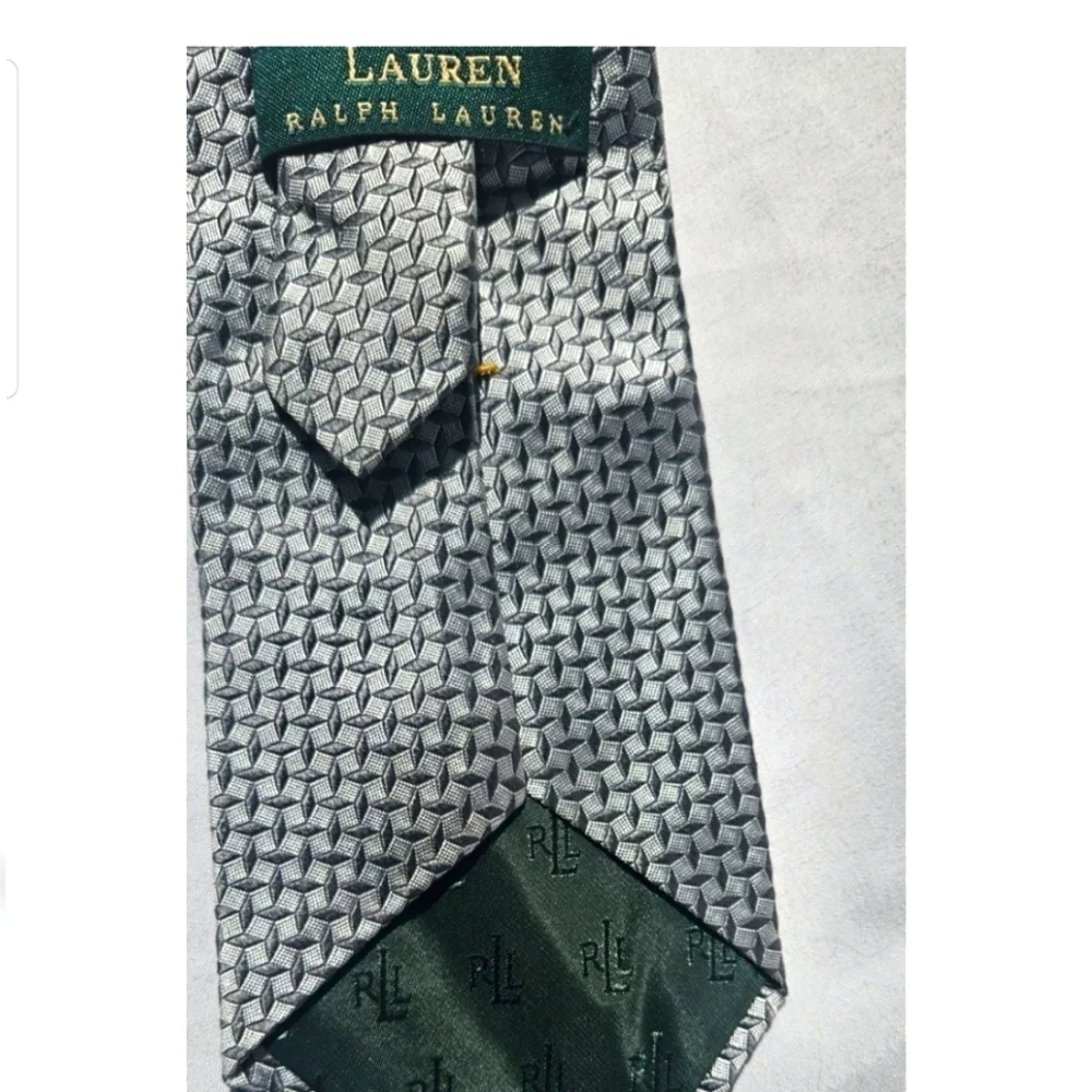 Lauren Ralph Lauren Tie Green Geometric Silk Necktie Made in USA EUC - Picture 1 of 6